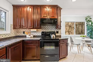 6305 Contention Ct, Bethesda, MD 20817 - Photo 13