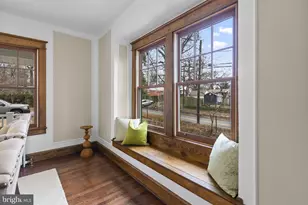 9403 Warren St, Silver Spring, MD 20910 - Photo 13