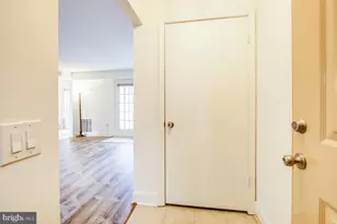 20212 Shipley Terrace, Germantown, MD 20874 - Photo 3