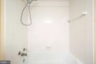 7505 Democracy Blvd, Bethesda, MD 20817 - Photo 25