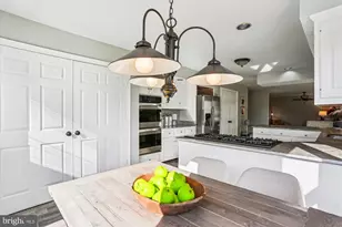 21732 Brink Meadow Ln, Germantown, MD 20876 - Photo 35