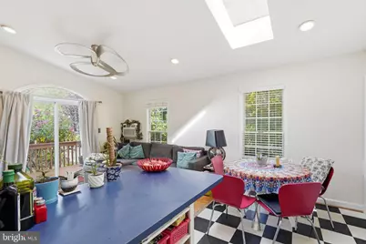 8209 Meadowbrook Lane, Chevy Chase, MD 20815 - Photo 11