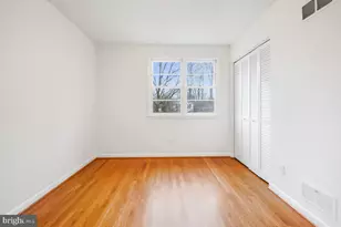 9504 Hollins Ct, Bethesda, MD 20817 - Photo 19