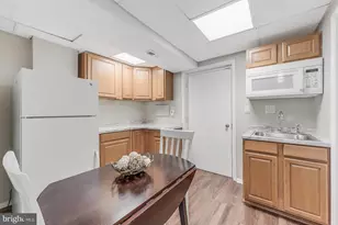 9812 Betteker Ln, Potomac, MD 20854 - Photo 5