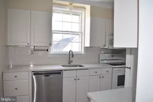 7205 Clarendon Rd, Bethesda, MD 20814 - Photo 25