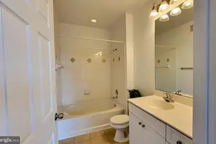 501 Hungerford Dr, Rockville, MD 20850 - Photo 9