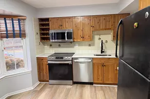 11573 Sullnick Way, Gaithersburg, MD 20878 - Photo 3