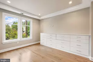 8551 Connecticut Ave, Chevy Chase, MD 20815 - Photo 27