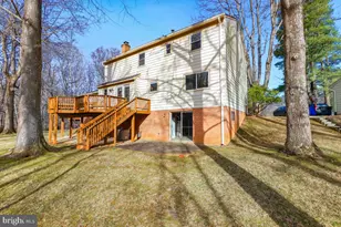 10 Colebrook Ct, Potomac, MD 20854 - Photo 25