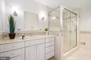 10 Colebrook Ct, Potomac, MD 20854 - Photo 17