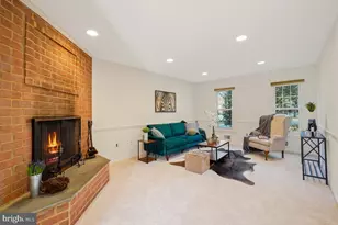 10 Colebrook Ct, Potomac, MD 20854 - Photo 11