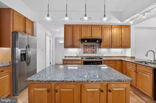 10404 Strathmore Park Ct, North Bethesda, MD 20852 - Photo 29