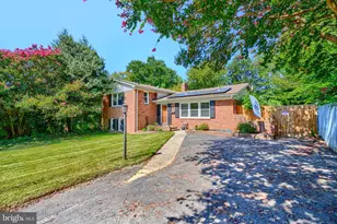 10708 Woodsdale Dr, Silver Spring, MD 20901 - Photo 3