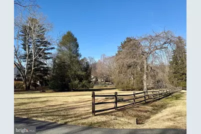 10816 Fox Hunt Lane, Rockville, MD 20854 - Photo 3