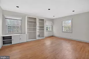 10816 Fox Hunt Ln, Potomac, MD 20854 - Photo 13