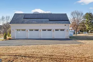 10525 Tanager Ln, Potomac, MD 20854 - Photo 131