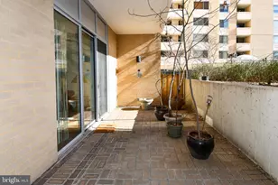 4601 N Park Ave, Chevy Chase, MD 20815 - Photo 19