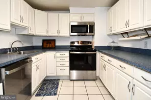 4601 N Park Ave, Chevy Chase, MD 20815 - Photo 3