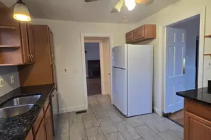 8 Mannakee St, Rockville, MD 20850 - Photo 7