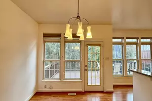 13772 Lambertina Pl, Rockville, MD 20850 - Photo 9