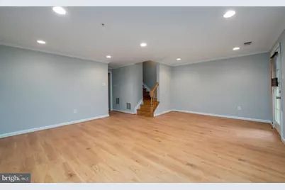 20821 Shamrock Glen Circle #804, Germantown, MD 20874 - Photo 9