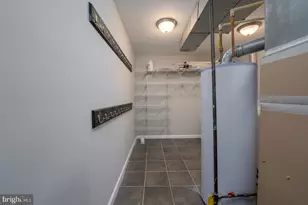 20821 Shamrock Glen Cir, Germantown, MD 20874 - Photo 31