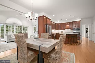 9912 Doubletree Ct, Potomac, MD 20854 - Photo 11