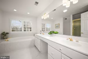 9912 Doubletree Ct, Potomac, MD 20854 - Photo 21