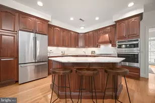 9912 Doubletree Ct, Potomac, MD 20854 - Photo 9