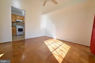 656 Azalea Dr, Rockville, MD 20850 - Photo 3