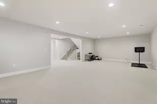 9725 Lantana Wy, Bethesda, MD 20817 - Photo 45