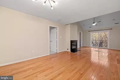 15315 Diamond Cove Terrace #13-7, Rockville, MD 20850 - Photo 3