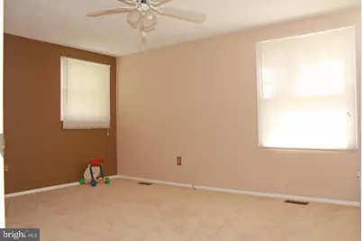 18717 Flower Hill Way, Gaithersburg, MD 20879 - Photo 13