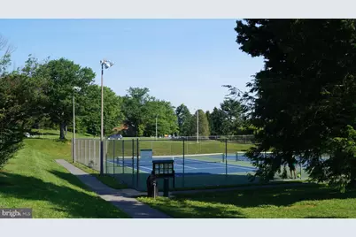 10337 Royal Woods, Gaithersburg, MD 20886 - Photo 15