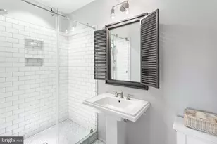 5205 Woodlawn Ave, Chevy Chase, MD 20815 - Photo 31