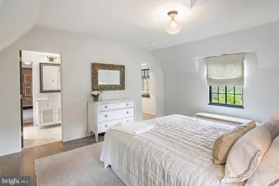 5205 Woodlawn Avenue, Chevy Chase, MD 20815 - Photo 17