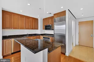 6820 Wisconsin Ave, Bethesda, MD 20815 - Photo 7