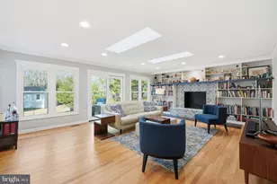 8217 Plum Creek Dr, Gaithersburg, MD 20882 - Photo 9