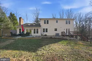 8217 Plum Creek Dr, Gaithersburg, MD 20882 - Photo 27