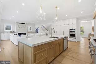 7017 Richard Dr, Bethesda, MD 20817 - Photo 11