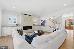 7017 Richard Dr, Bethesda, MD 20817 - Photo 19