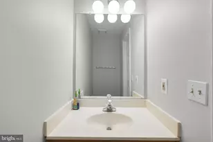 18502 Clovercrest Cir, Olney, MD 20832 - Photo 13