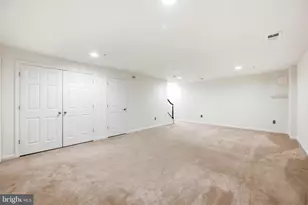 18733 Falling River Dr, Gaithersburg, MD 20879 - Photo 29