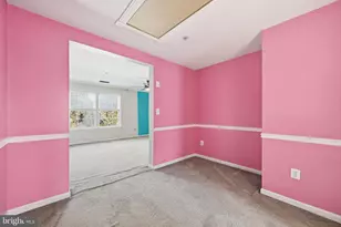 18733 Falling River Dr, Gaithersburg, MD 20879 - Photo 15