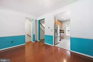 18733 Falling River Dr, Gaithersburg, MD 20879 - Photo 9