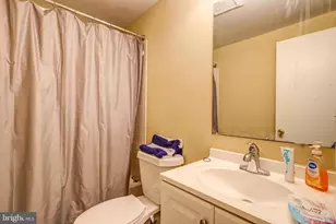 21 Docena Ct, Gaithersburg, MD 20886 - Photo 3