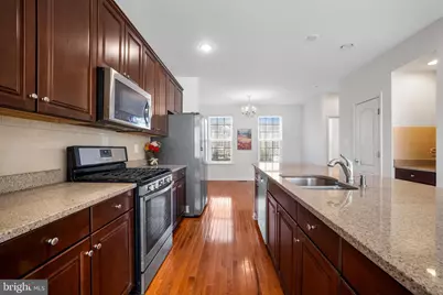 12822 Longford Glen Drive, Germantown, MD 20874 - Photo 9