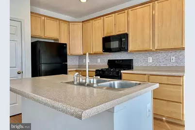 410 Redland Boulevard, Rockville, MD 20850 - Photo 3