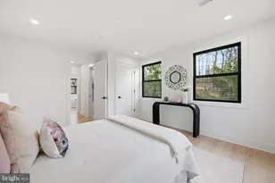 9200 Cedar Ln, Bethesda, MD 20814 - Photo 27