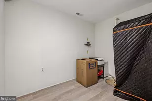 9421 Thrush Ln, Potomac, MD 20854 - Photo 99